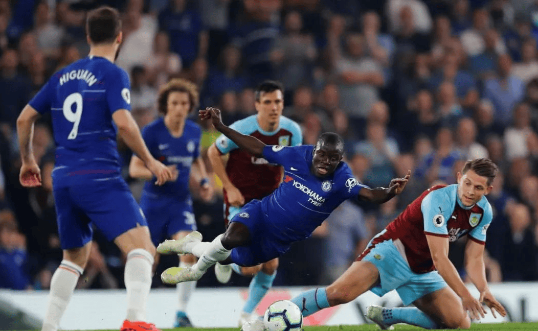 南安普敦客场大胜桑德兰,主场发挥出色 南安普敦客场大胜桑德兰,主场发挥出色