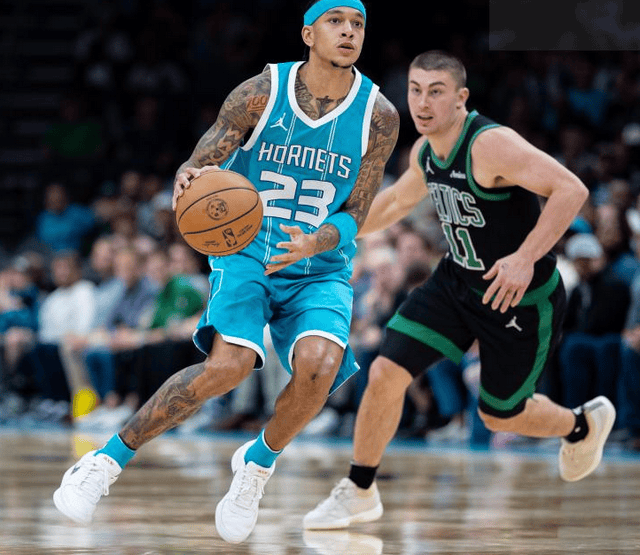 黄蜂复出首战，爵士状态火爆，塔图姆成为焦点！